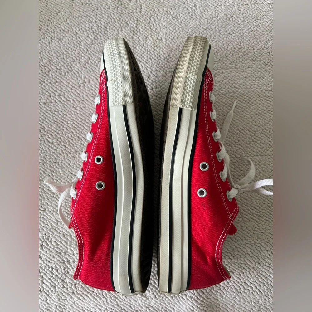 Converse Chuck Taylor All Star Low-Top Sneaker - Red / Size: 7 Mens / 9 Women’s - Picture 9 of 12